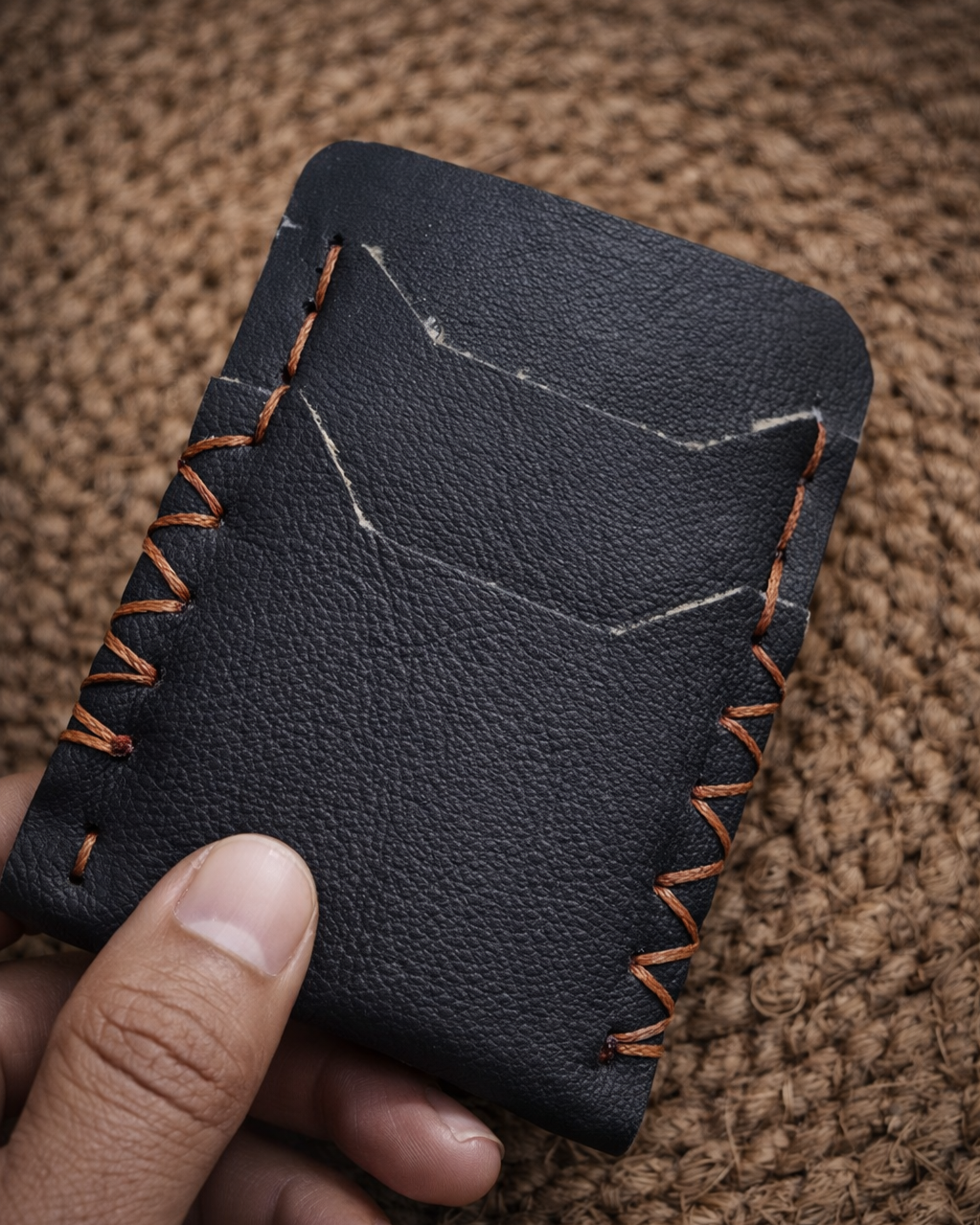 M02 Dark Black Hand-Stitched Cardholder